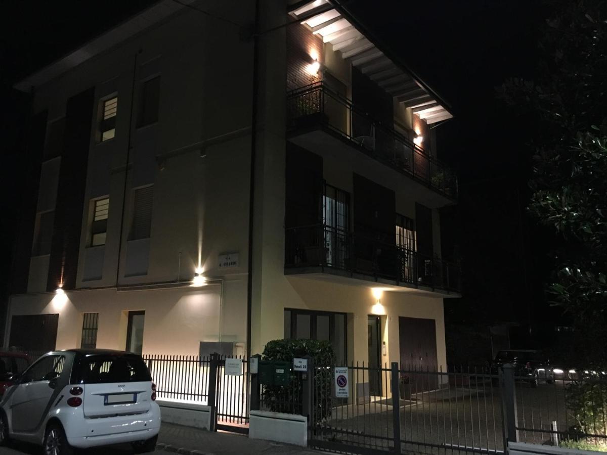 Casa Elisa Dimora Urbana Hotel Modena Exterior photo